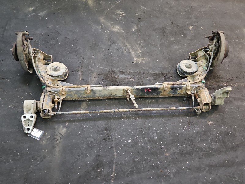 Tylna belka oś tył Vw Passat B5 1.9 tdi Tylna belka oś tył Vw Passat B5 1.9 tdi