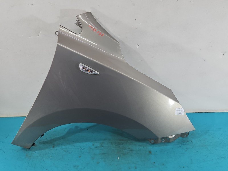 Błotnik przód prawy Hyundai Ix35 beżowy AA3 - SIRIUS SLIVER