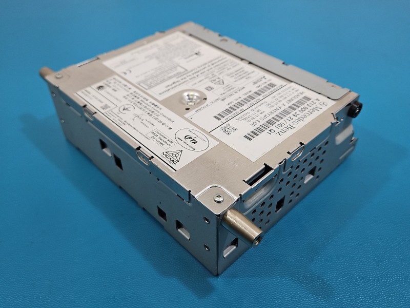 Radio fabryczne Mercedes W213 A2139003921 radioodtwarzacz