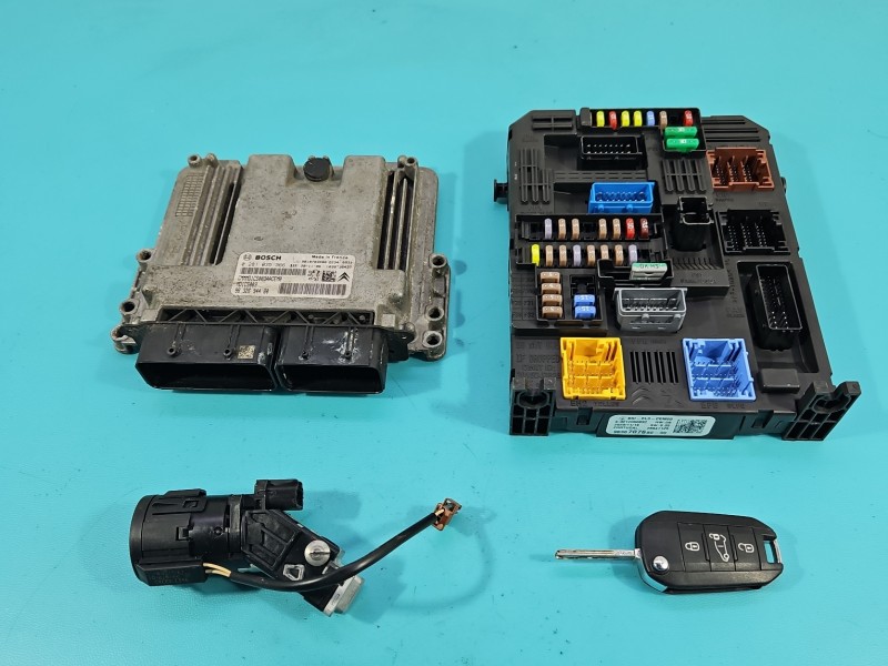 Komputer Sterownik silnika 0281035366, 9832694480 Toyota Proace City 1.5 D4D