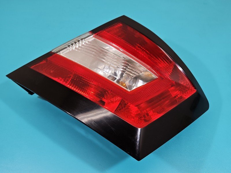 Lampa tył prawa Skoda Fabia III HB