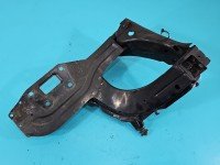 Pas przedni Mercedes ML W164