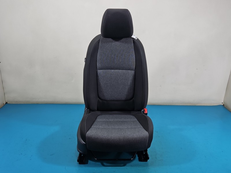 Fotel prawy przód pasażera kia Stonic 17-20 5d EUROPA