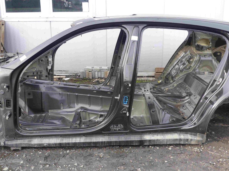 Słupek lewy Porsche Panamera I 970 09-16 4.8 V8 Słupek lewy Porsche Panamera I 970 09-16 4.8 V8