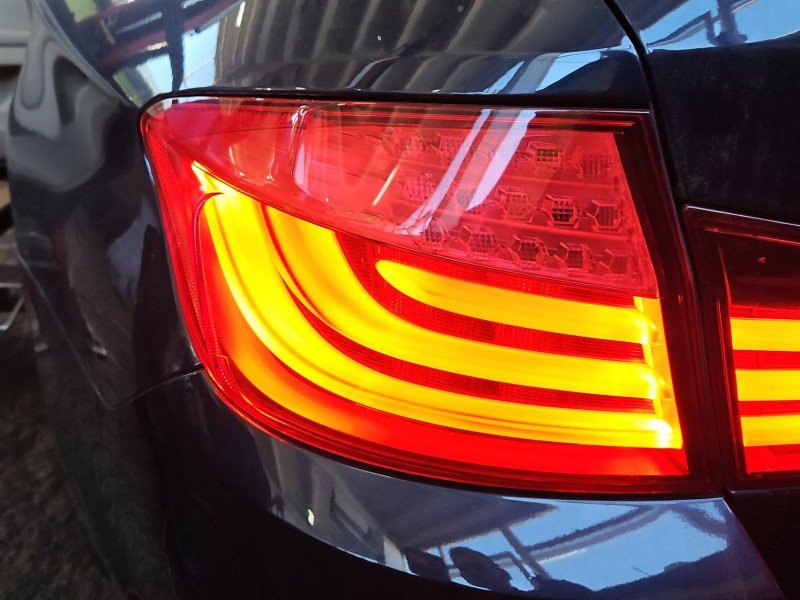 Lampa tył lewa Producent części: BMW, 10-17 Z BŁOTNIKA Bmw f10 f11 sedan
