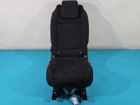 Fotel tył środkowy II rząd Peugeot 5008 tylny