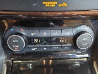 Konsola panel nawiewu Infiniti Q30 A0919005101