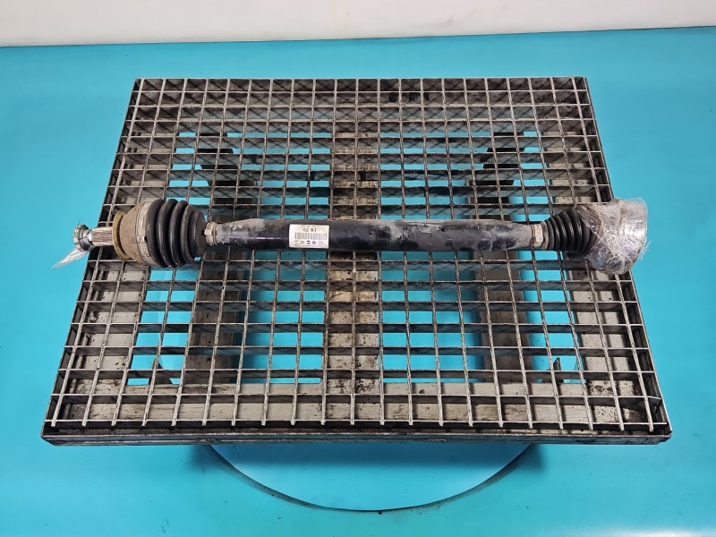 Półoś przód prawa Skoda Fabia III 1.2 TSI (CJZD) manual