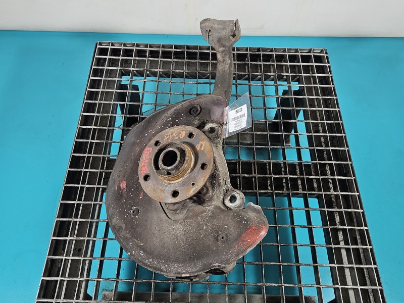 Zwrotnica lewa piasta przód 3.0 tdi Audi A5 8T