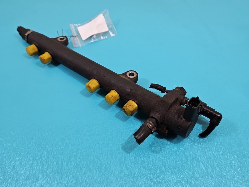 Listwa wtryskowa CZUJNIKI Opel Corsa C 0445214044, 46817523, 0281002584 1,3.0 cdti Listwa wtryskowa CZUJNIKI Opel Corsa C 0445214044, 46817523, 0281002584 1,3.0 cdti