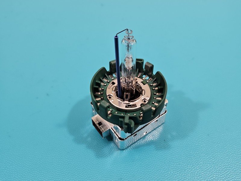ŻARNIK STARTER ZAPŁONNIK CEWKA XENON DS3 42403Opel Insignia A ŻARNIK STARTER ZAPŁONNIK CEWKA XENON DS3 42403Opel Insignia A
