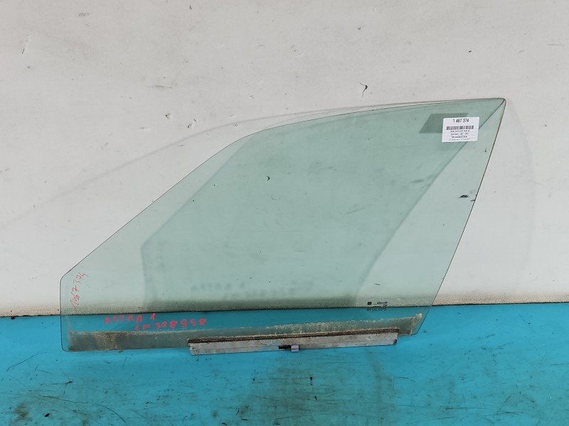 Szyba drzwi przód lewa Opel Astra I F HB