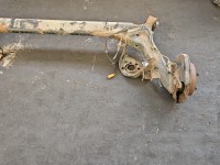 Tylna belka oś tył Honda Jazz II 1.2b