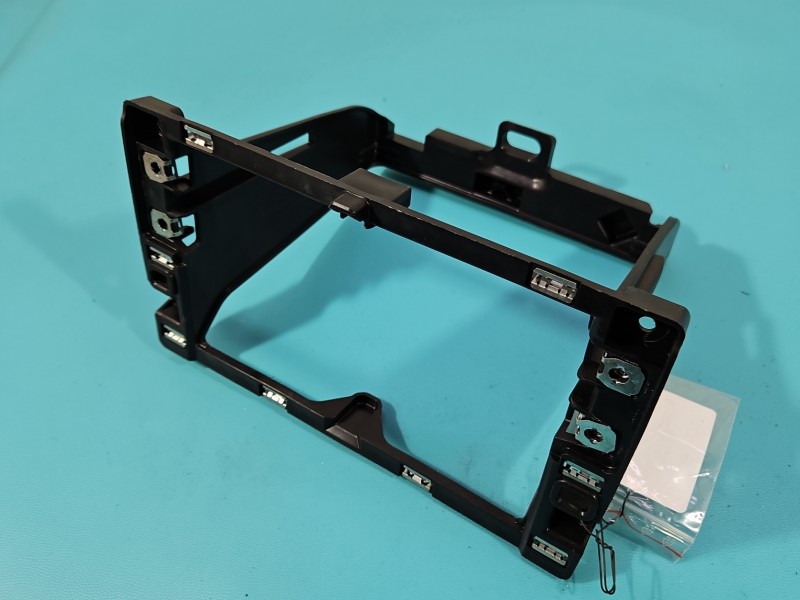 Mocowanie Europejska, radia uchwyt 681326595R, 00236197 Renault Express