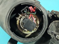 Reflektor lewy lampa przód Mitsubishi Carisma EUROPA