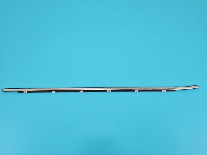 Listwa drzwi przód prawa Kia Ceed II 12-18