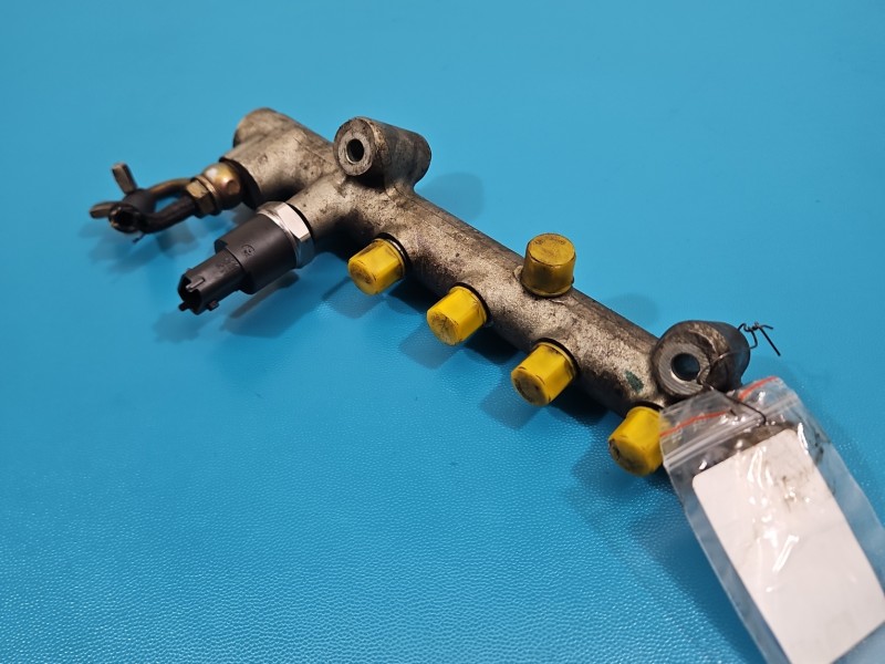 Listwa wtryskowa CZUJNIKI Opel Astra III H 0445214049, 0281002398 1.7 cdti