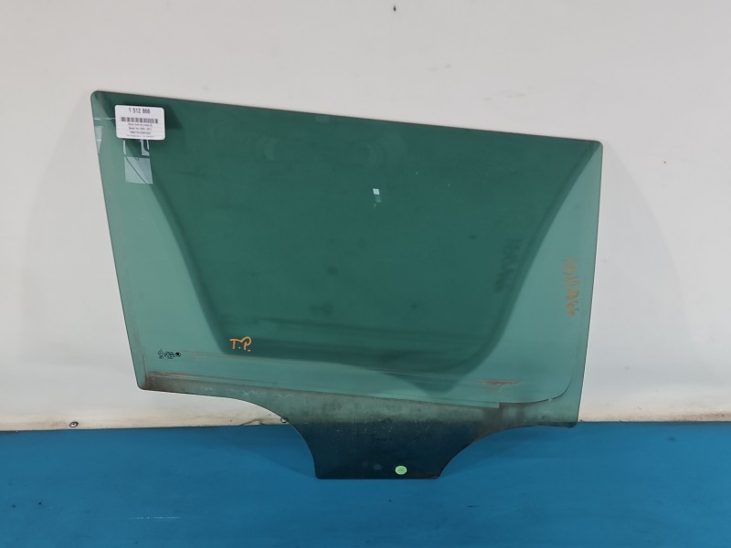 Szyba drzwi tył prawa Skoda Yeti HB