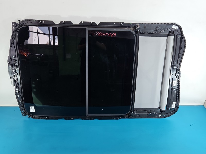 Szyberdach Audi A4 B9 kombi 1743670A, 8W9877041, 4M0907594