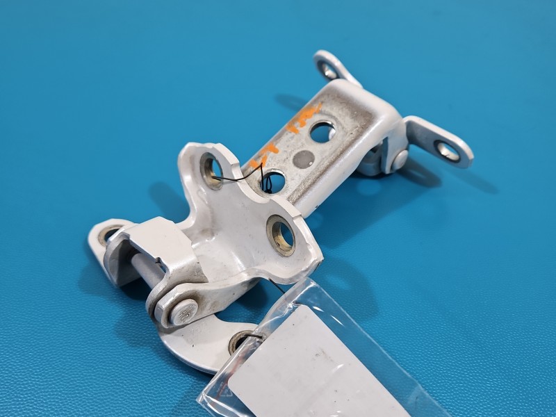 Zawias drzwi tył lewy LEXUS CT 10-22