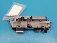 Przełącznik Hyundai, podgrzewania fotela lewego kierownicy Hyundai Elantra VI 15-20 93300-F2220