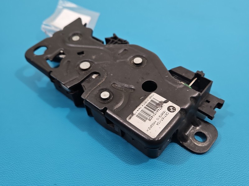 Zamek klapy tył 7441014 BMW G30 sedan Producent części: BMW, Europejska, 5pin