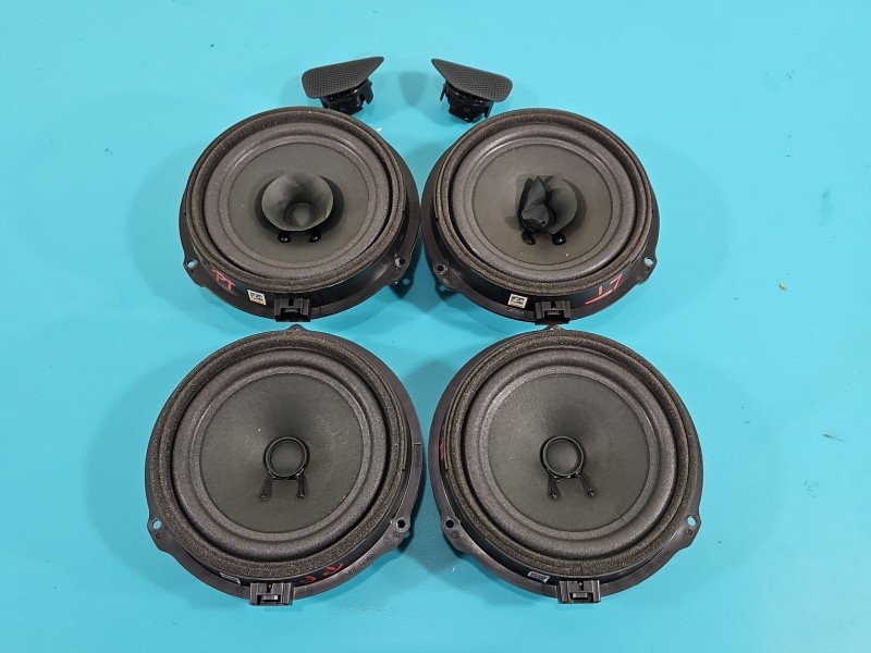 Głośniki komplet Ford Fiesta Mk8 GN15-18808-AB, GN15-18808-CB Głośniki komplet Ford Fiesta Mk8 GN15-18808-AB, GN15-18808-CB