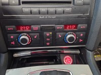 Konsola panel nawiewu AUDI Q7 I 4L