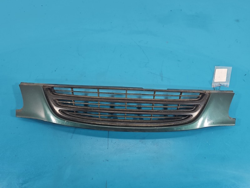 Atrapa grill Toyota Avensis I T22