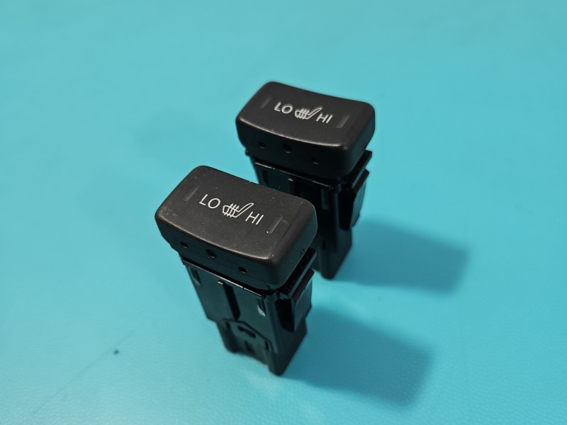 Przełącznik Suzuki, Europejska, GRZANIA FOTELI Suzuki Vitara II 2015-