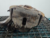Zacisk przód prawy Audi A4 B6 2.0 20V