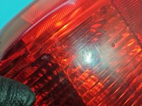 Lampa tył prawa Producent części: Volvo, 2 elementy, komplet, drobne rysy Volvo V70 II kombi EUROPA