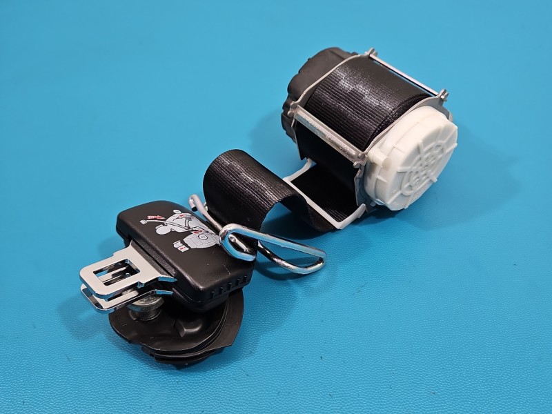 Pas bezpieczeństwa tył lewy Europejska, 3rząd Skoda Kodiaq I 4M0857738A