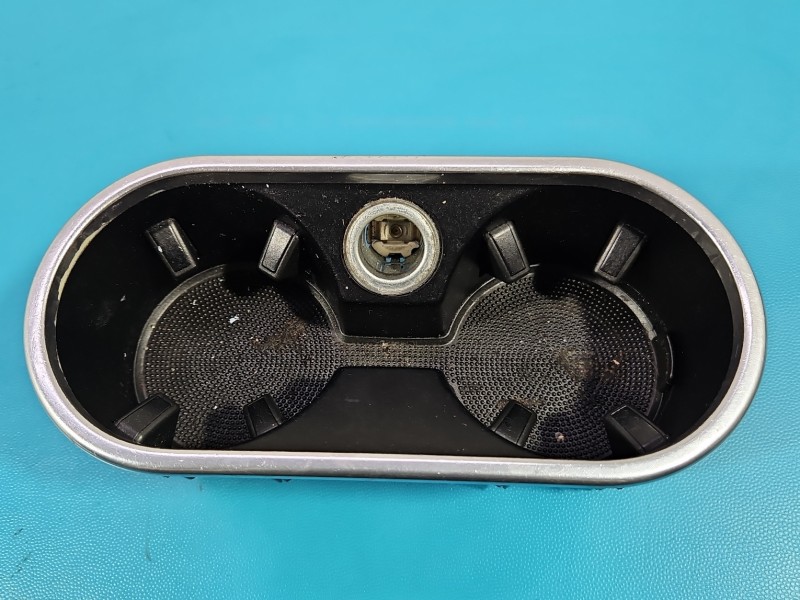 Uchwyt na napoje kubek CUP HOLDER Porsche Cayenne II 7P5862531
