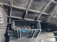 Zamek przód prawy 2S61A219A64ADF Ford Fiesta Mk6 EUROPA Producent części: FORD, 4pin