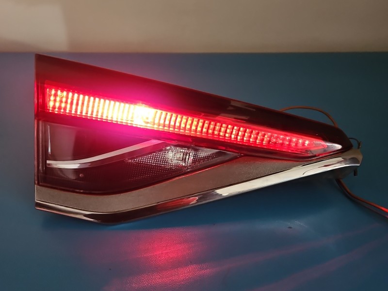 Lampa tył lewa Toyota Corolla E21 19- sedan EUROPA