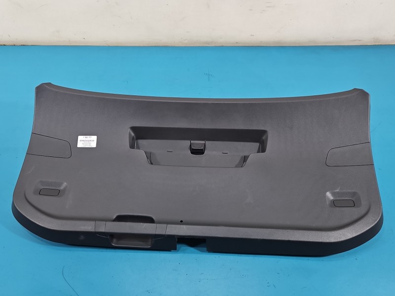 Tapicerka klapy tył boczek bagażnika tylnej Skoda Superb IV 3J0867601