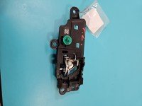 Klamka wewnętrzna tył lewa Kia Sportage IV 15-21 82613-F1000