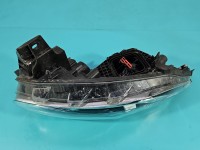 Reflektor prawy lampa przód Renault Kadjar EUROPA