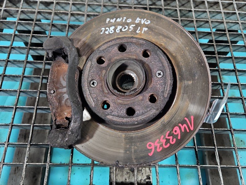 Zwrotnica lewa piasta przód 1.4 wiel Fiat Grande Punto Zwrotnica lewa piasta przód 1.4 wiel Fiat Grande Punto