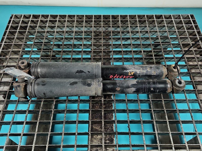 Amortyzator tył komplet tylny lewy prawy Renault Megane IV L+P Amortyzator tył komplet tylny lewy prawy Renault Megane IV L+P