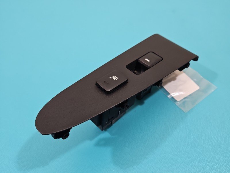 Przełącznik szyb Kia Sportage III 10-15 93580-3W100 tył EU