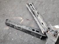 WÓZEK KOŁYSKA TRAWERS Sanki Belka silnika Toyota Auris I 1.6 VVTI