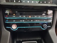 Konsola panel nawiewu Jaguar F-Pace 16-