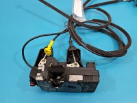 Zamek tył prawy Renault Trafic II 3pin / drzwi przesuwne 8200020185