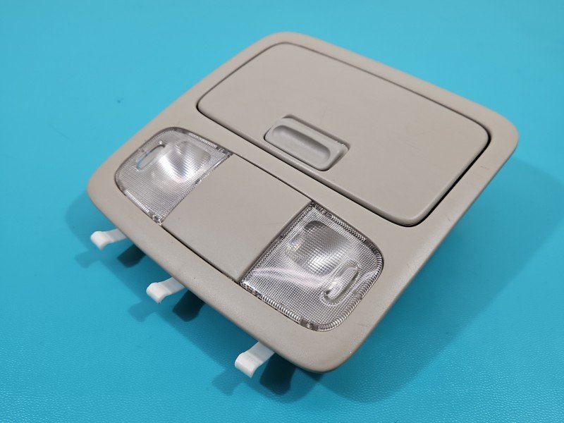 Lampa kabiny lampka Toyota Camry VI XV30 01- VG7621 825672