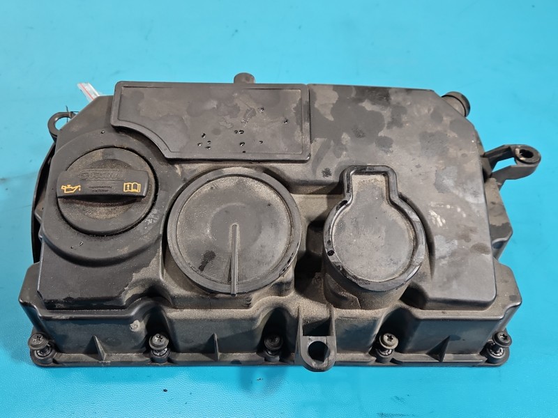 Pokrywa zaworów Vw Passat B6 1.9 tdi
