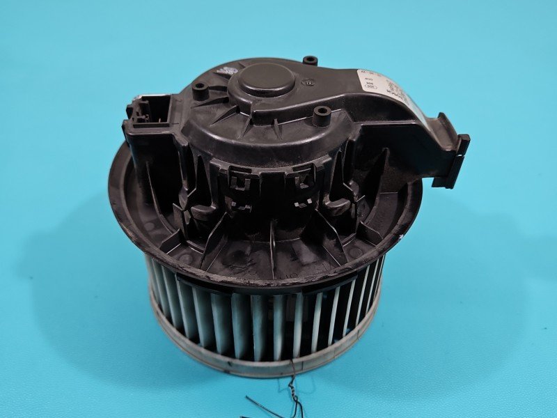 Dmuchawa nawiewu wentylator Skoda Citigo 11-19 1S1819015D, 0130115563 EUROPA Dmuchawa nawiewu wentylator Skoda Citigo 11-19 1S1819015D, 0130115563 EUROPA