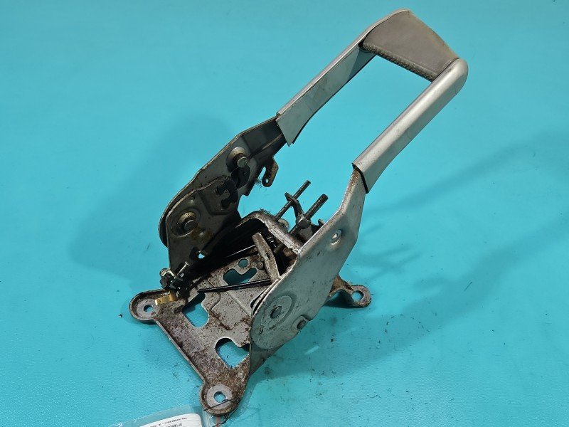 Dźwignia hamulca ręcznego Renault Megane II 8200273005 Dźwignia hamulca ręcznego Renault Megane II 8200273005