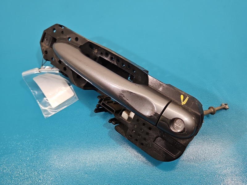 Klamka przód lewa zewnętrzna Renault Scenic III 806070032R